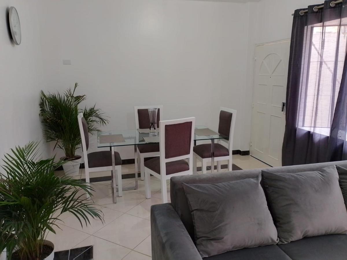 Comfortable 3-Bedroom Apartment, Close To The American Consulate 瓜亚基尔 外观 照片