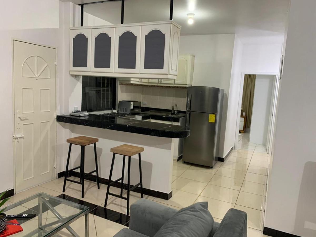 Comfortable 3-Bedroom Apartment, Close To The American Consulate 瓜亚基尔 外观 照片